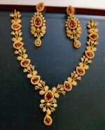 Elegant emrald red Necklace with earrings - Image 2