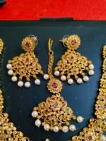 Lakshmi Temple Necklace Set - Divine Radiance - Image 4